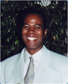 <b>Anthony Griffith</b> as TV Reporter